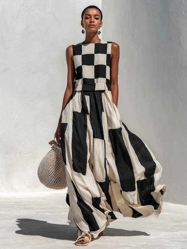 Pauline | Contrast Panel Sleeveless Maxi Dress