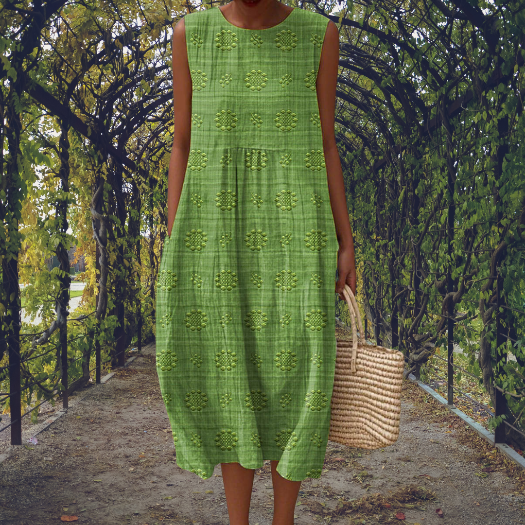 Aika | Elegant sleeveless dress