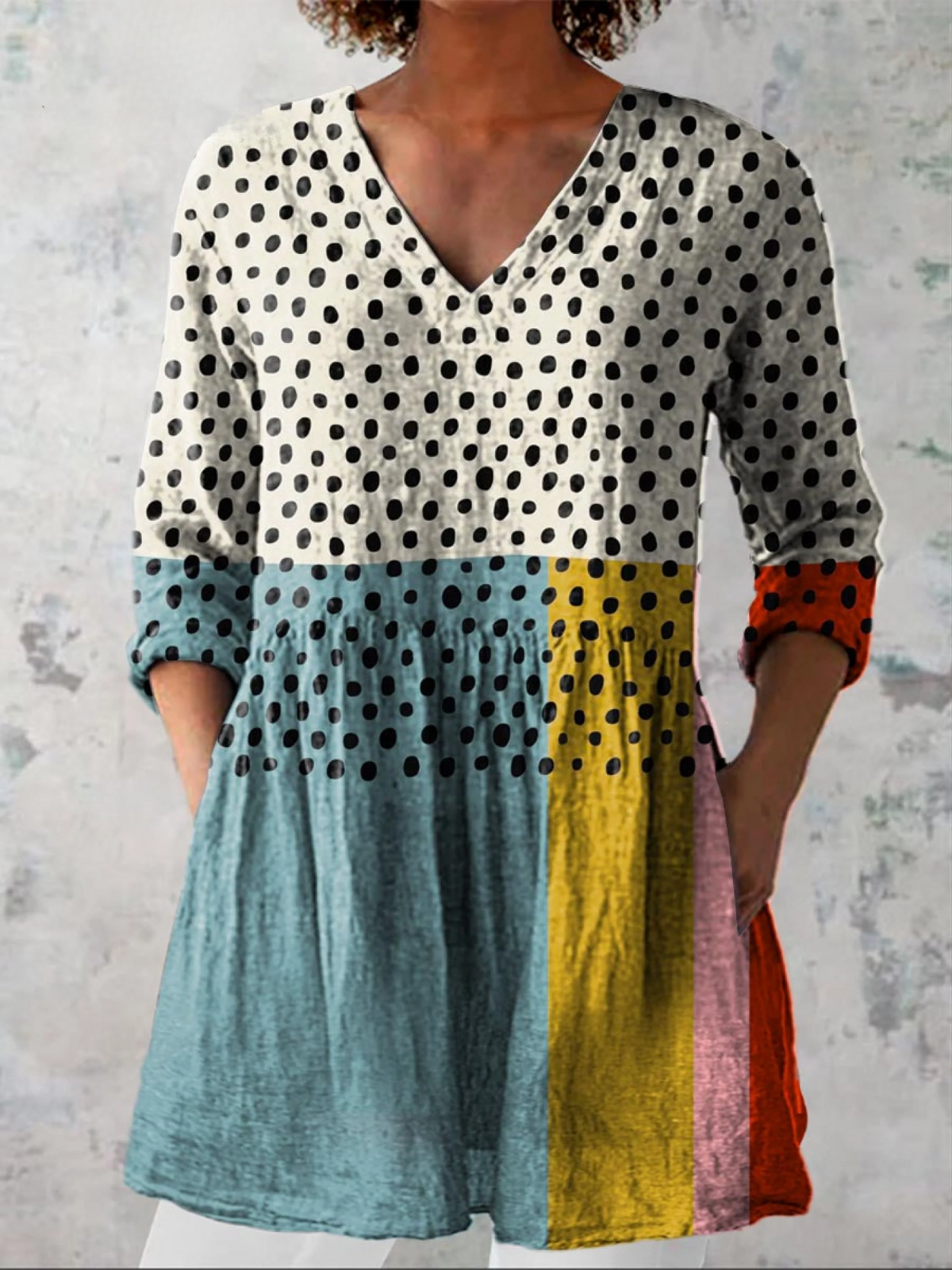 Sheila | Long Blouse with V-Neck