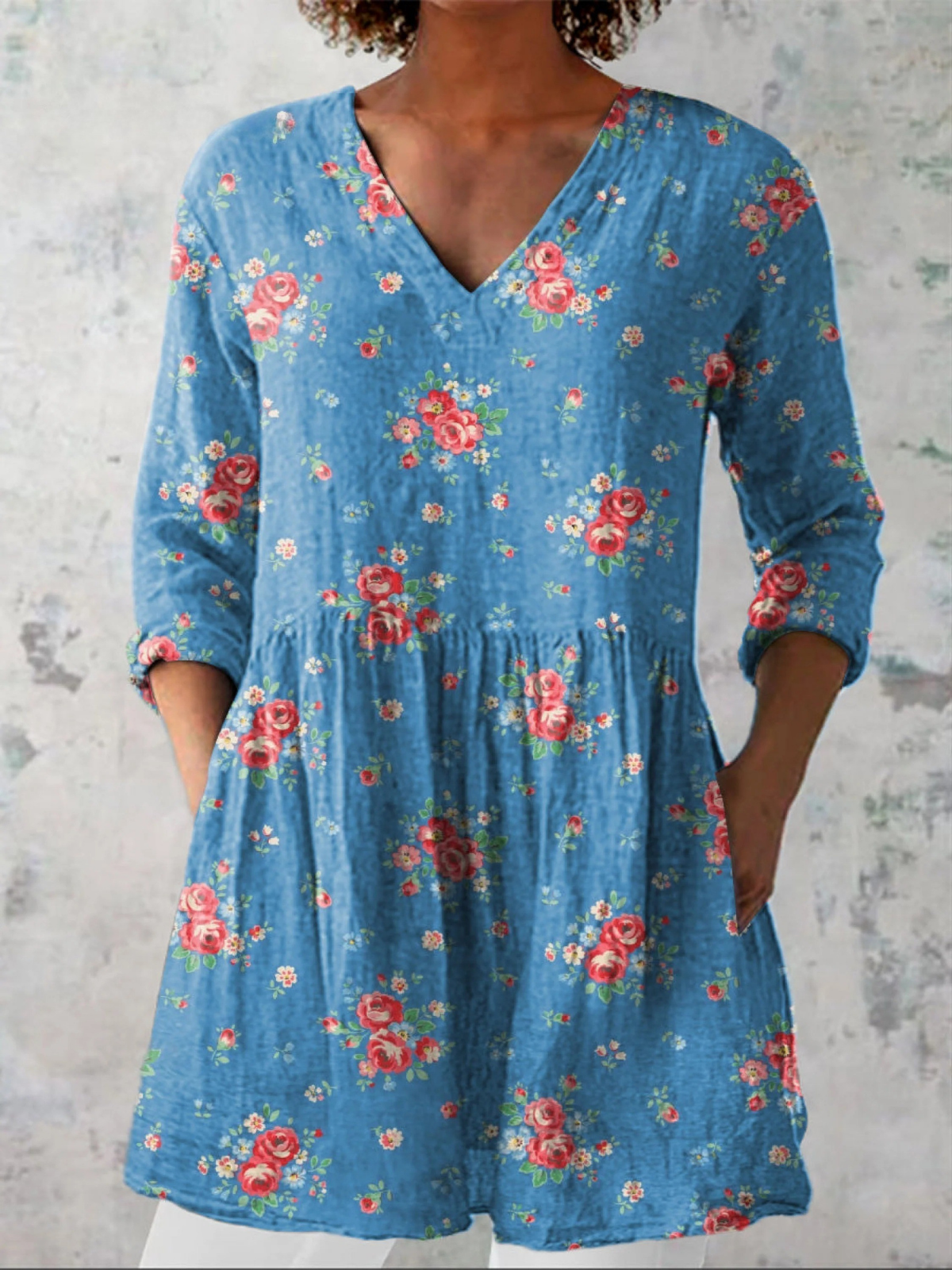 Sandra | Long Blouse with V-Neck