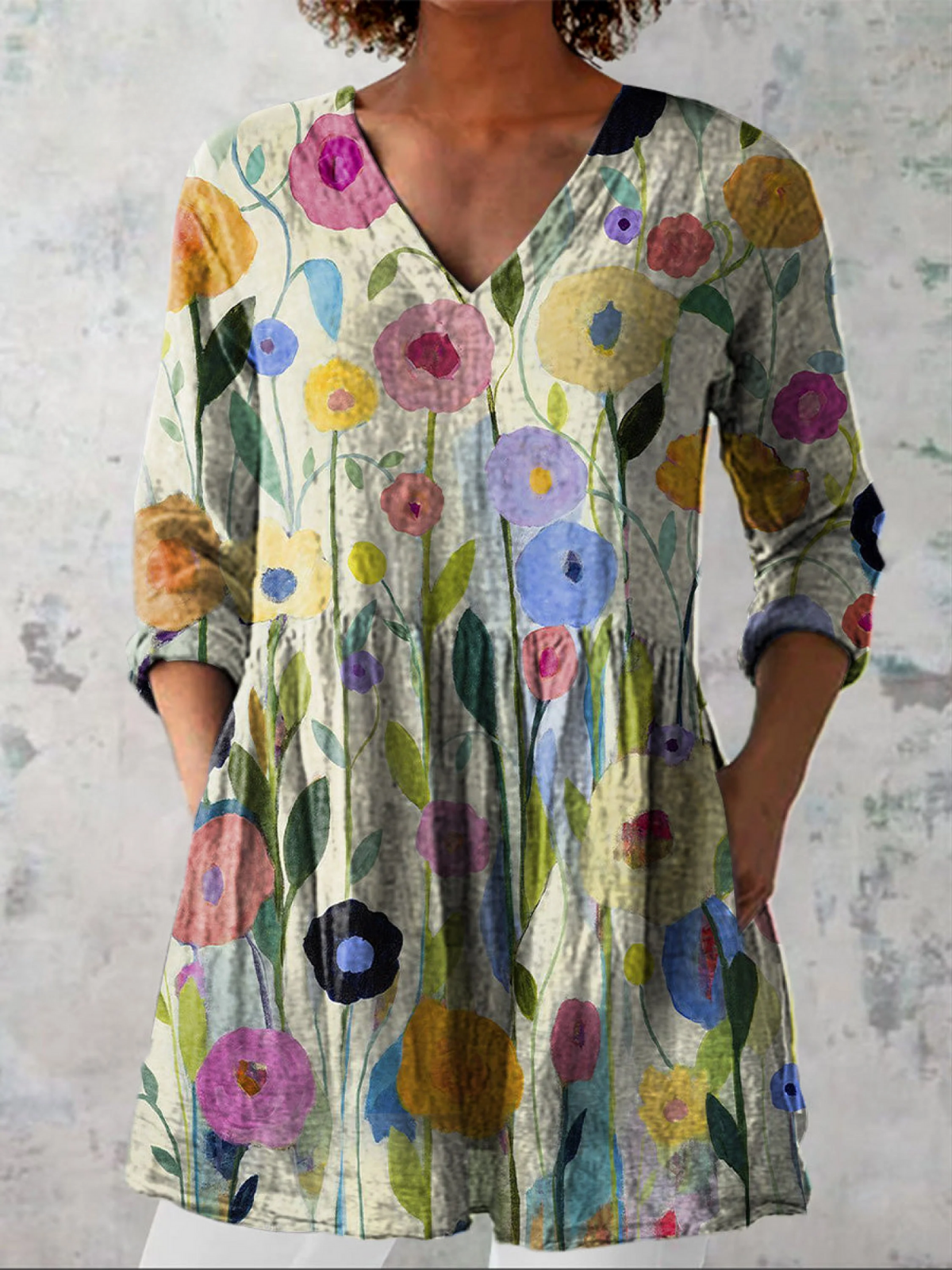 Yvonne | Long Blouse with V-Neck