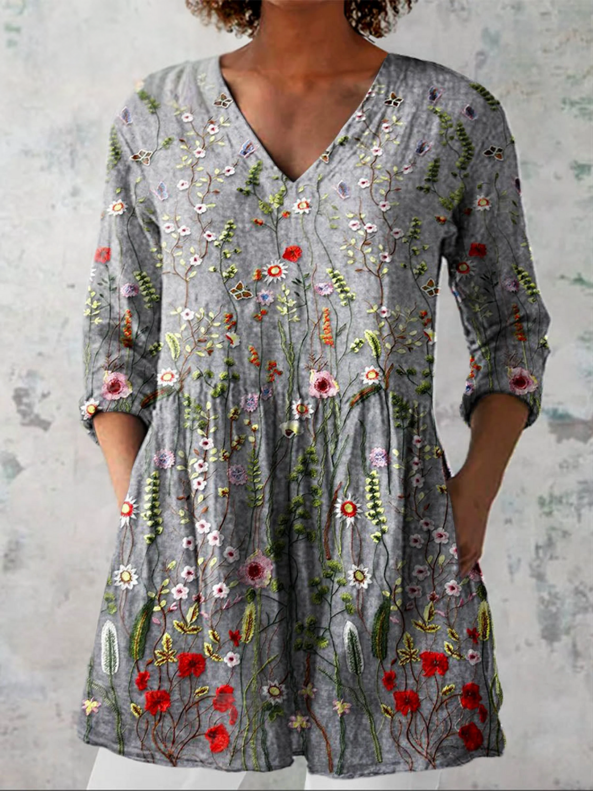 Lorraine | Long Blouse with V-Neck