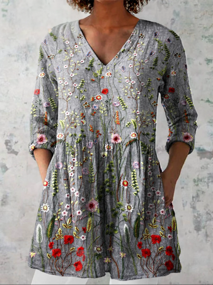 Lorraine | Long Blouse with V-Neck