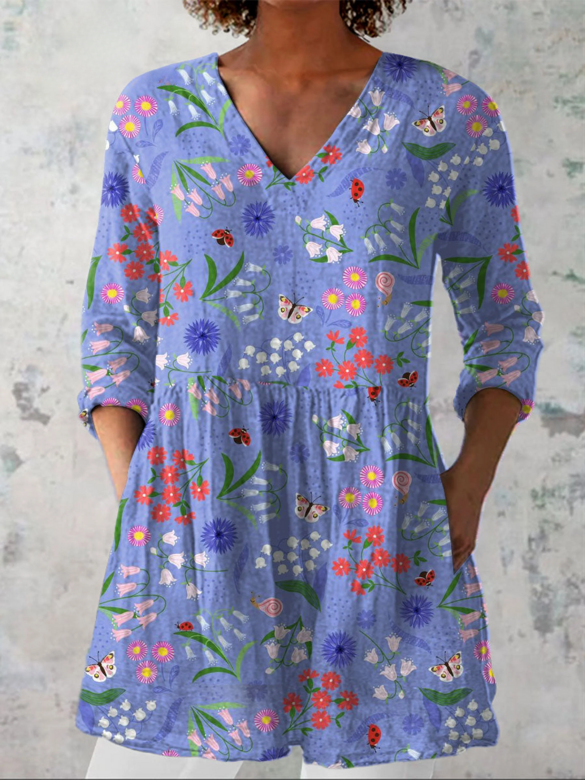 Susan | Long Blouse with V-Neck
