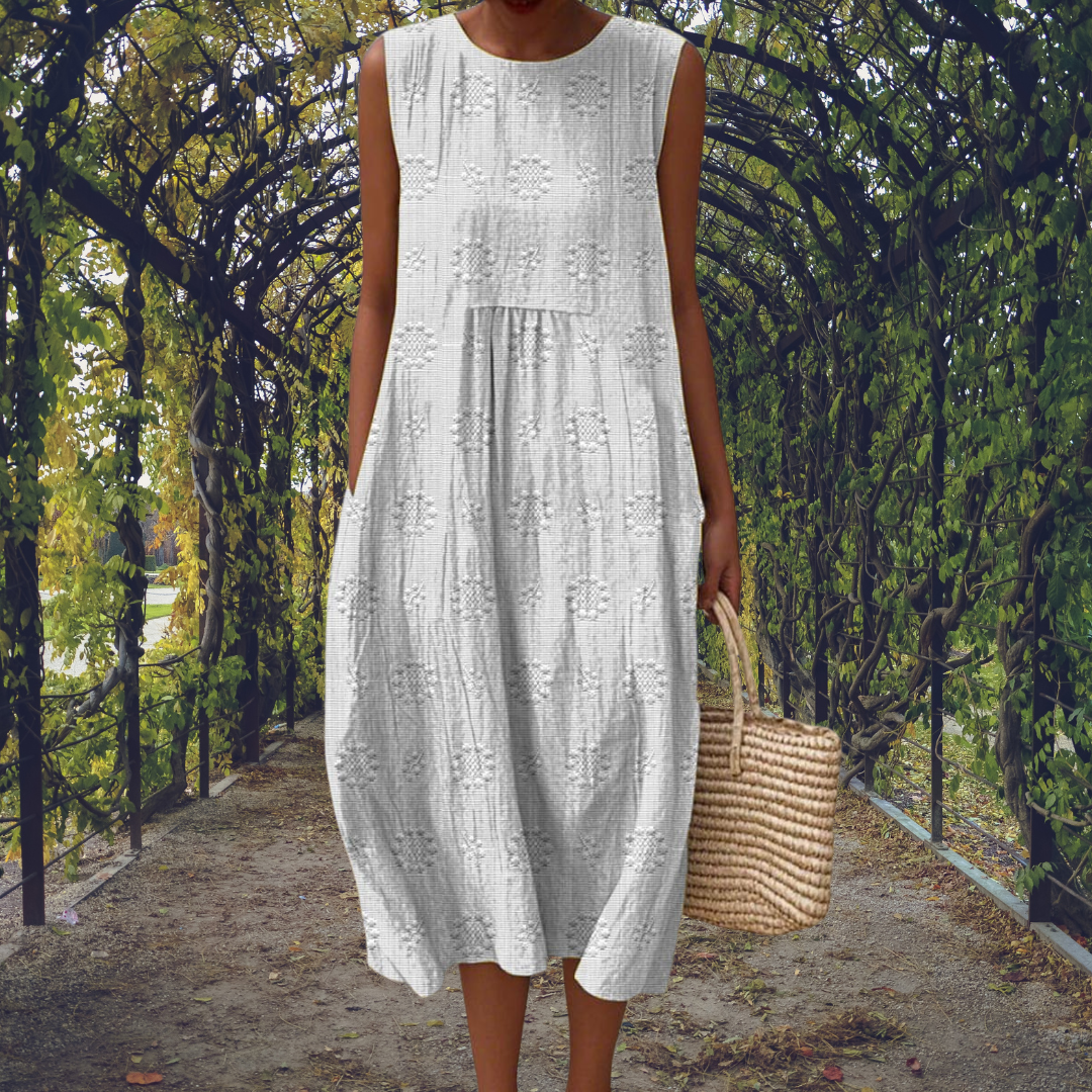 Aika | Elegant sleeveless dress
