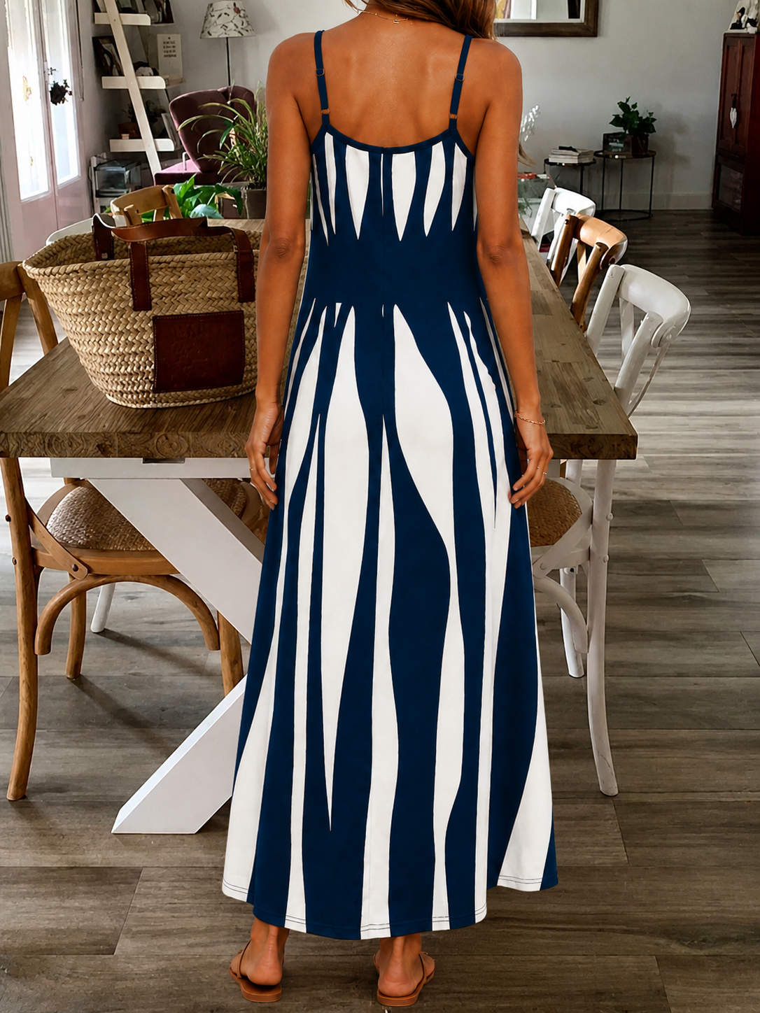 Isabella | Summer Flow Strap Dress