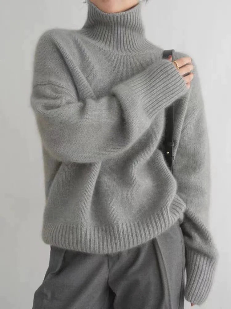 June | Amaya | Luxe Cashmere Turtleneck Sweater