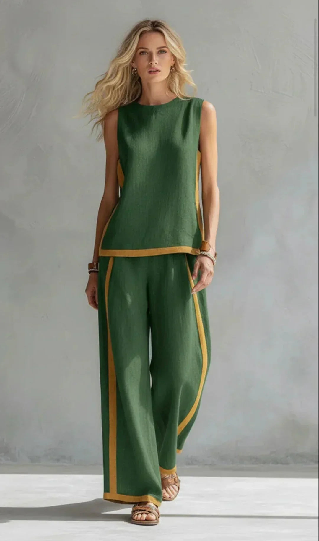 Leila | Contrast-Trim Two-Piece Set