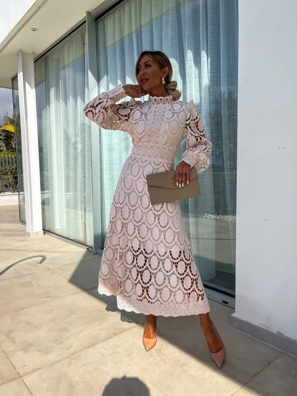 Urbana | Elegant Fitted Midi Dress