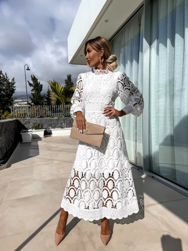 Urbana | Elegant Fitted Midi Dress
