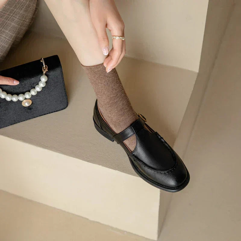 Delia | Retro T-Strap Mary Jane Shoes with Low Heel