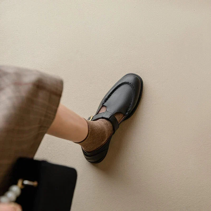 Delia | Retro T-Strap Mary Jane Shoes with Low Heel