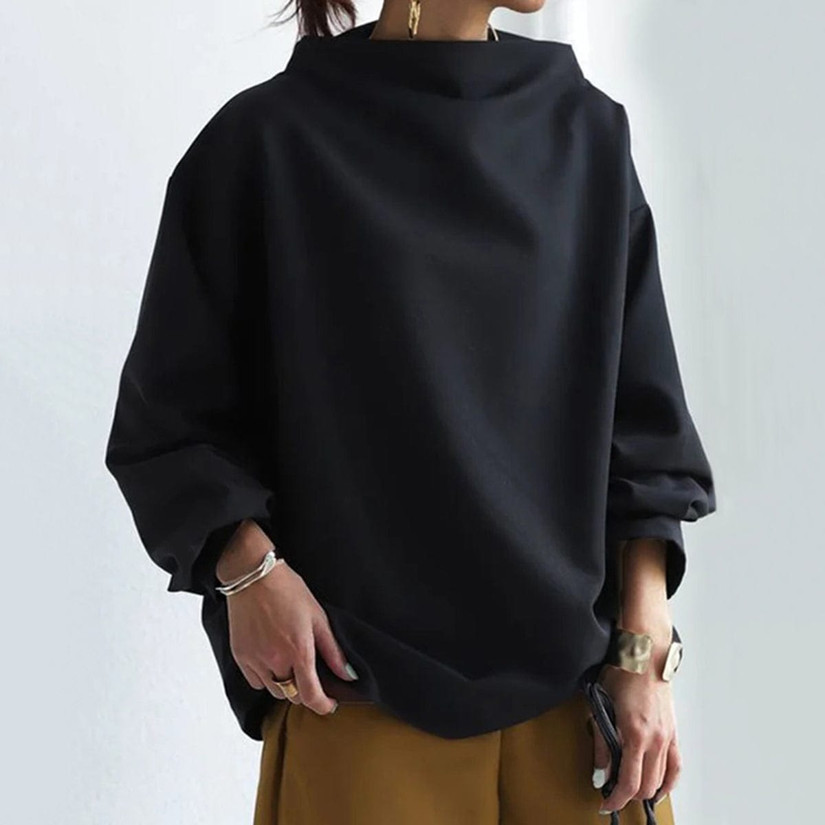 June | Lisa | High-Neck Casual Top