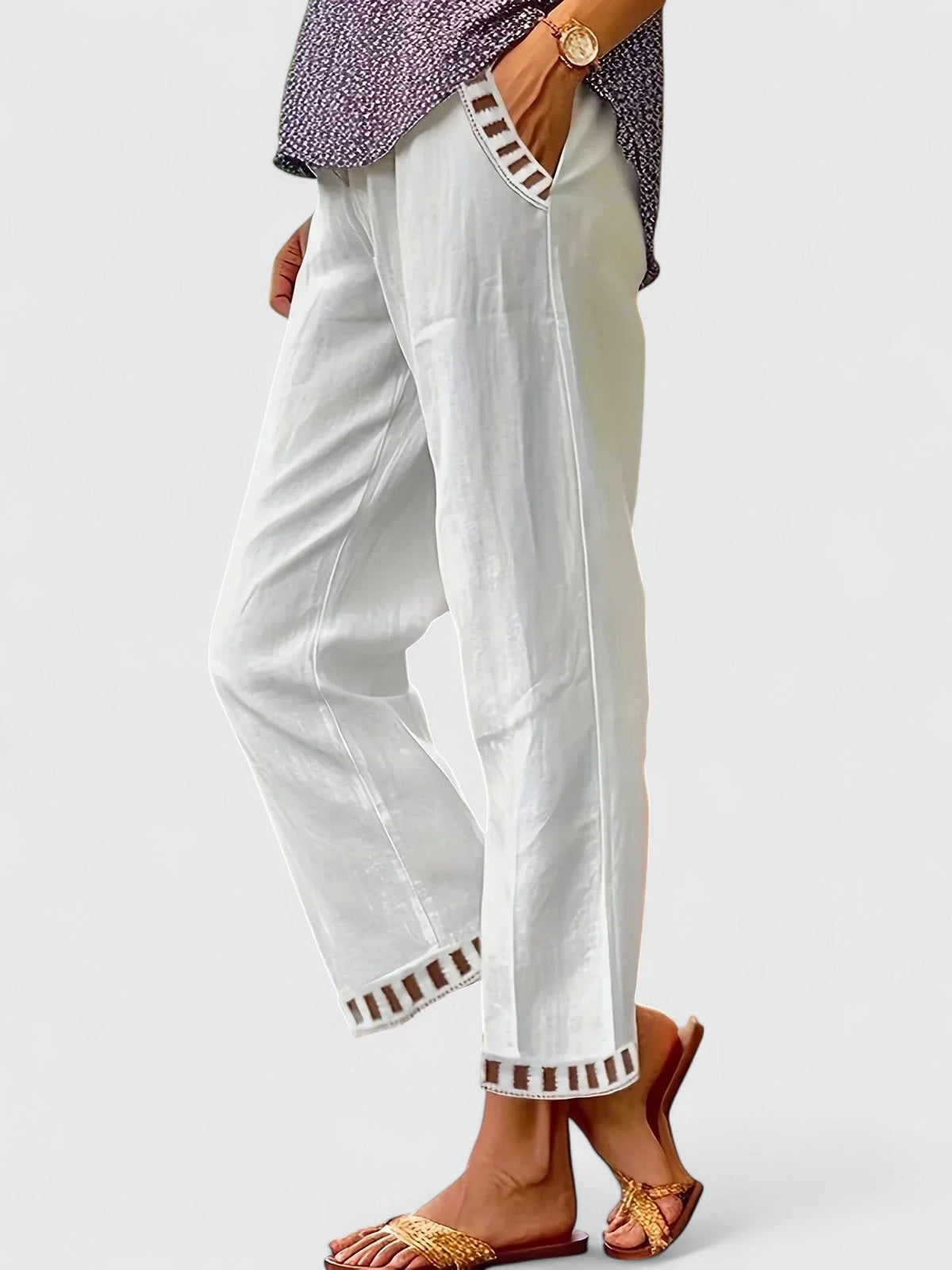 June | Sophisticated Contrast-Trim Cropped Pants