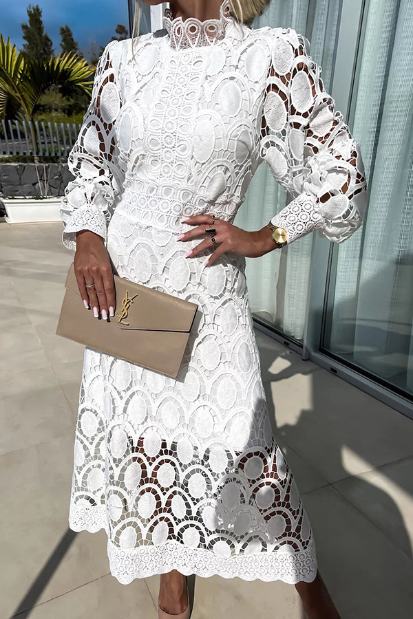 Urbana | Elegant Fitted Midi Dress