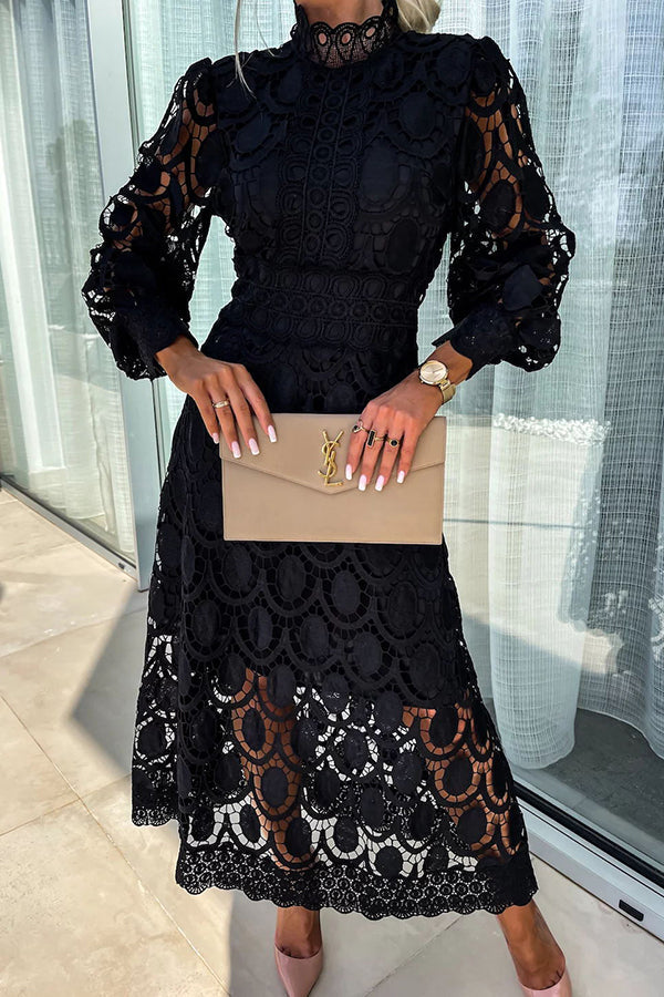 Urbana | Elegant Fitted Midi Dress