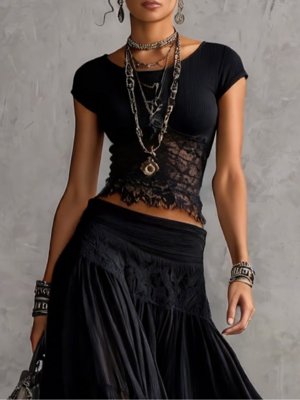 Geneva | Set consisting of a transparent top with black lace panels and a maxi pleated skirt